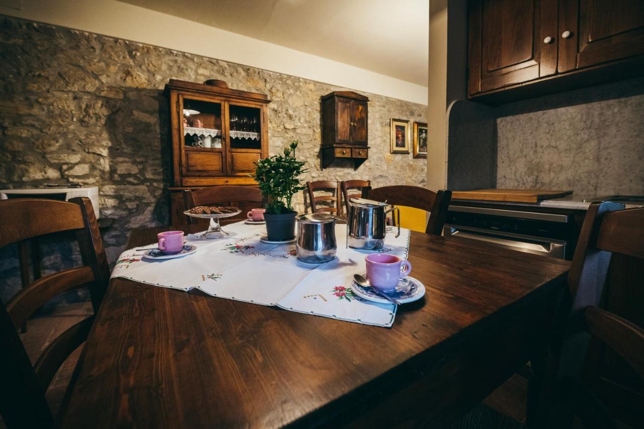 Casa Vacanza La Pozza Molazzana Екстериор снимка
